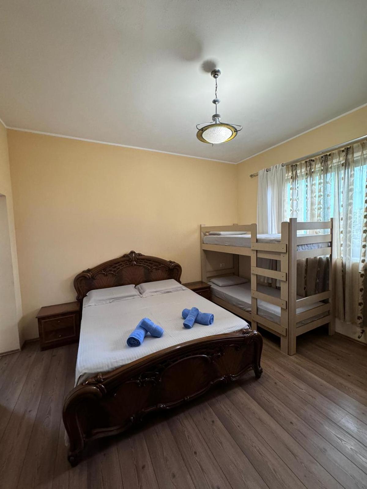 Blissful Hostel Shkodra Exterior foto