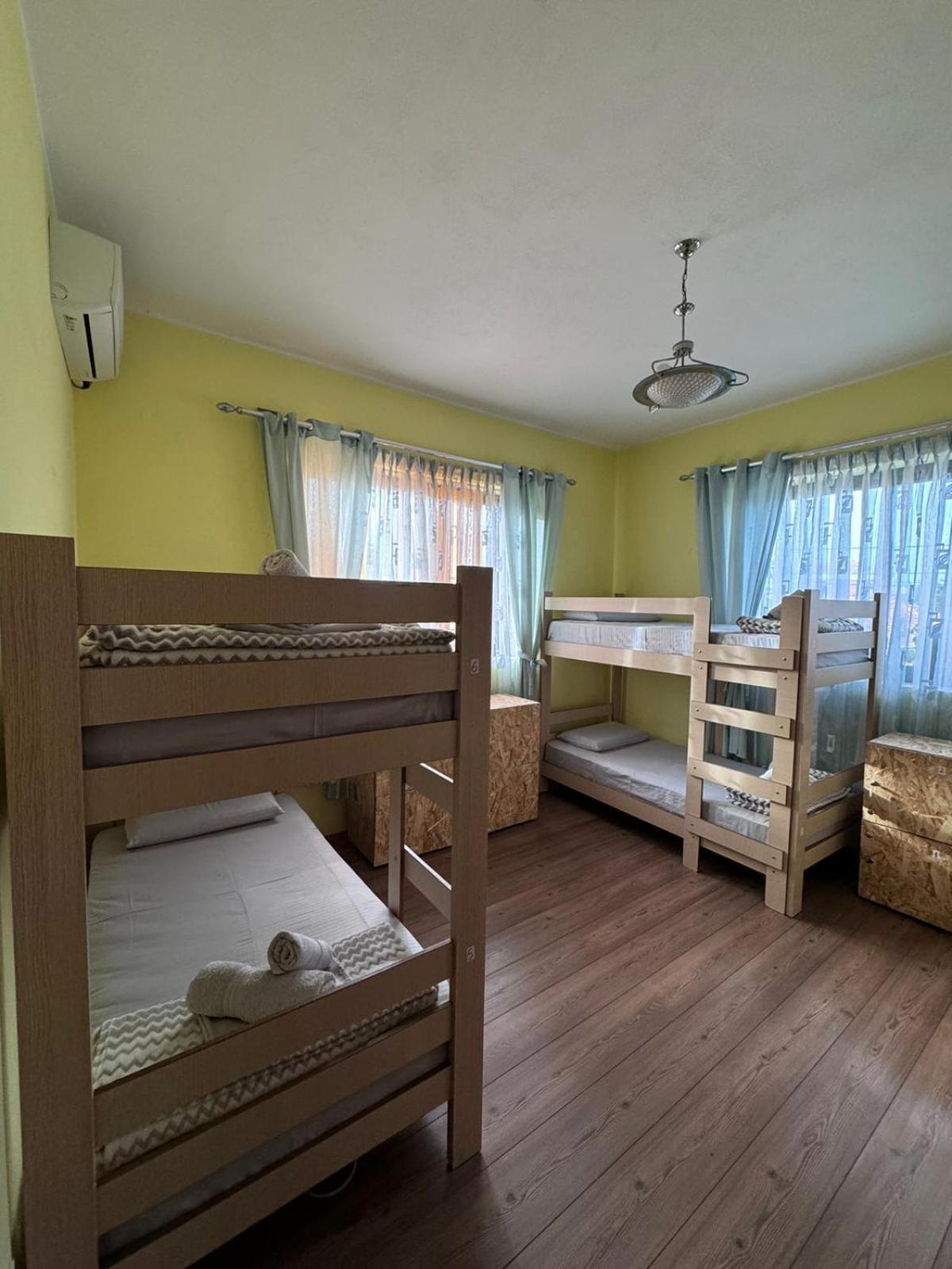 Blissful Hostel Shkodra Exterior foto